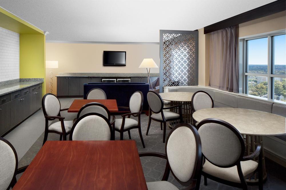 Sheraton Raleigh Hotel Bagian luar foto