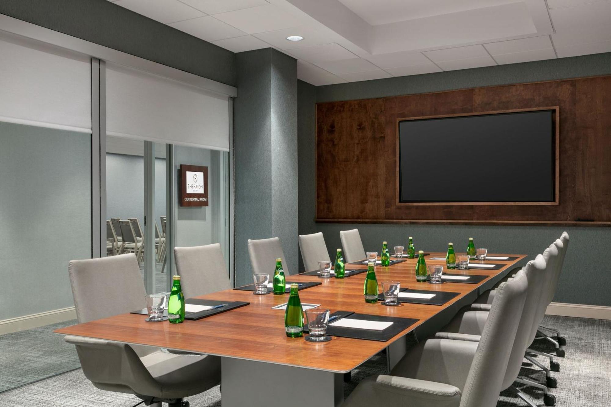 Sheraton Raleigh Hotel Bagian luar foto