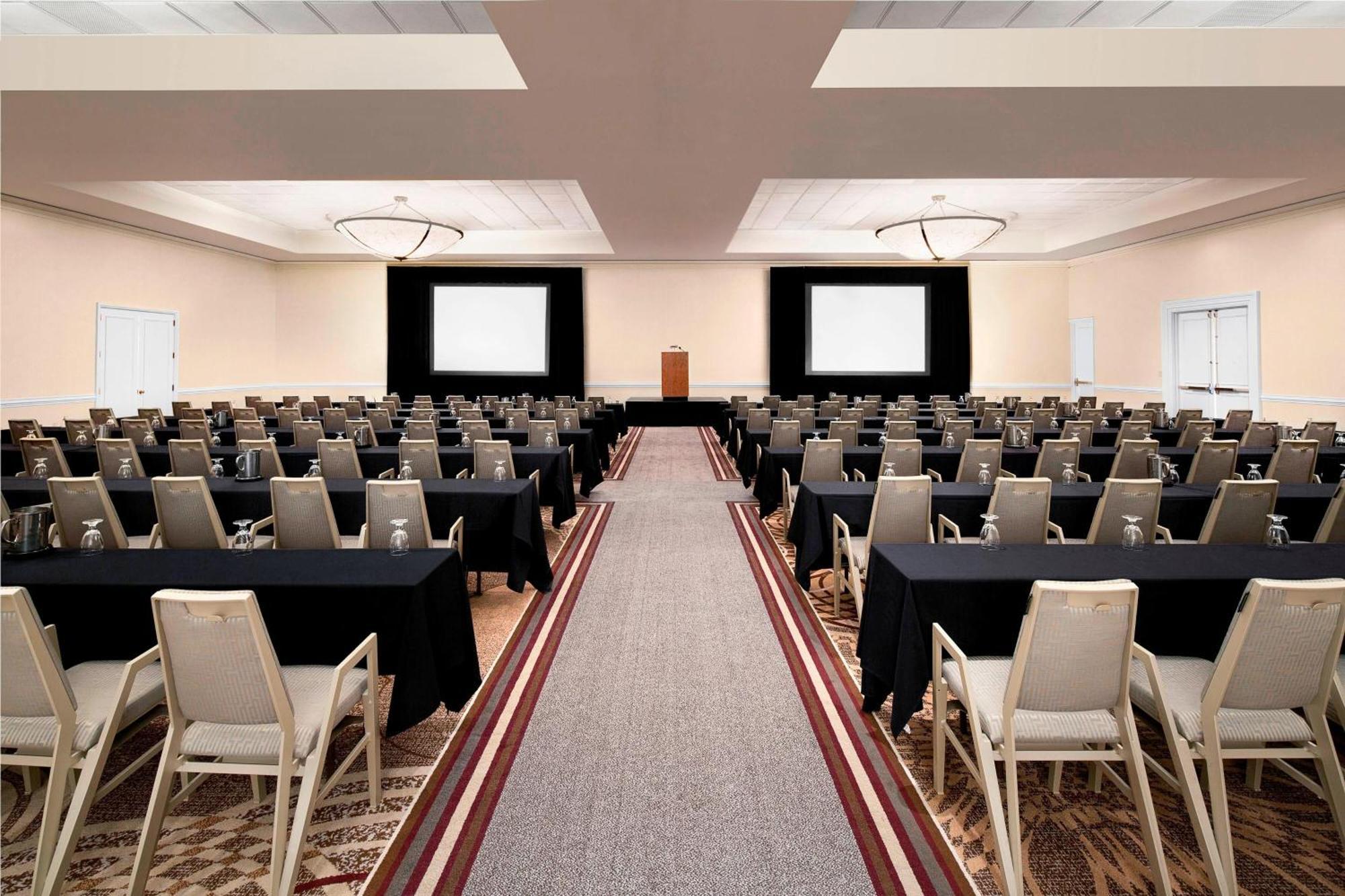 Sheraton Raleigh Hotel Bagian luar foto