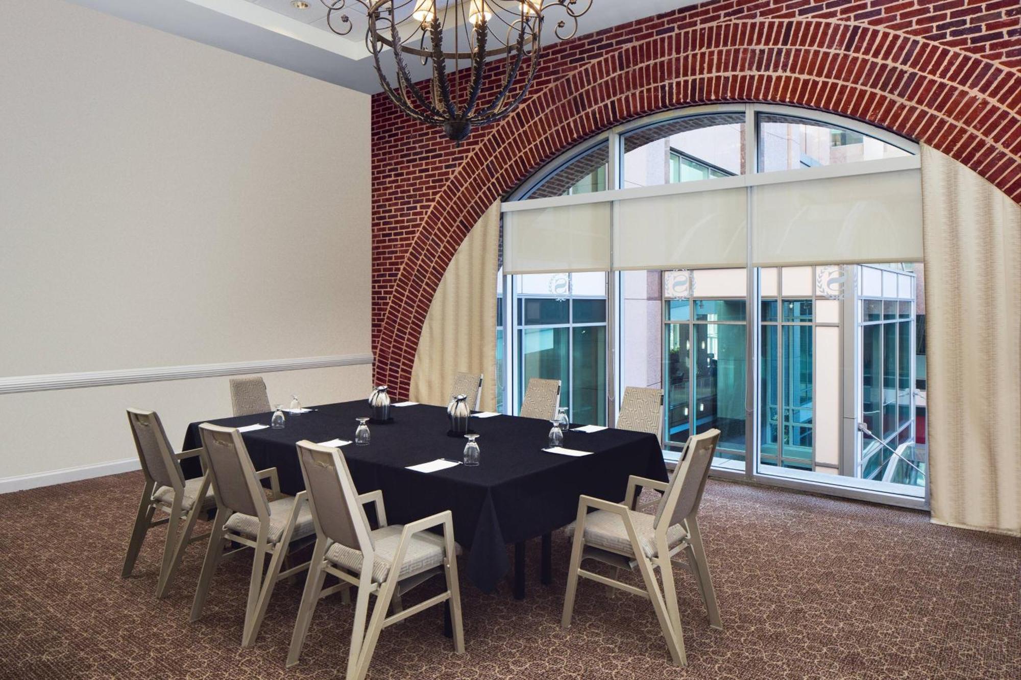 Sheraton Raleigh Hotel Bagian luar foto