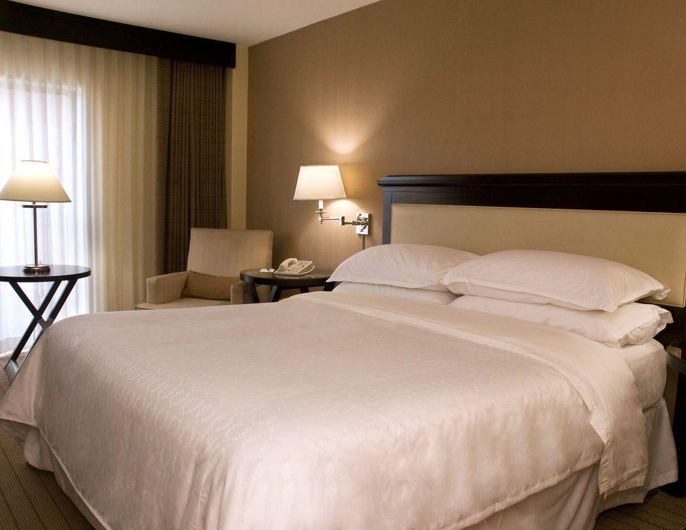 Sheraton Raleigh Hotel Bagian luar foto