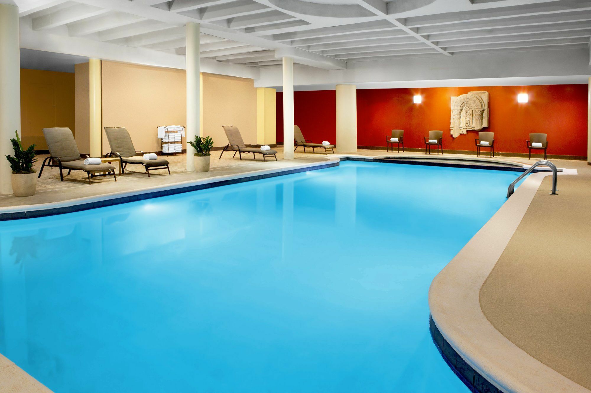 Sheraton Raleigh Hotel Bagian luar foto